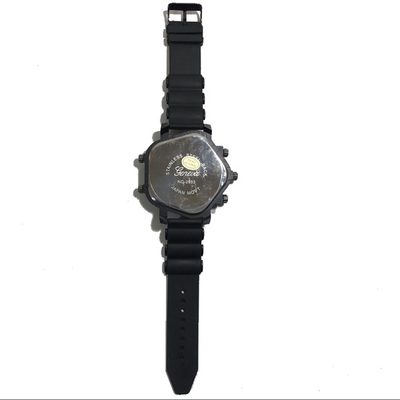 Men’s “Multifaced Fashion Watch” - Picture 3 of 3